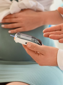 Jak stan CVH w młodości determinuje powikłania ciąży? Nowe badania