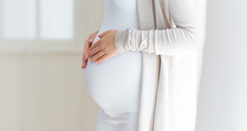 Reumatoidalne zapalenie stawów w czasie ciąży może zwiększać ryzyko chorób przewlekłych u dzieci